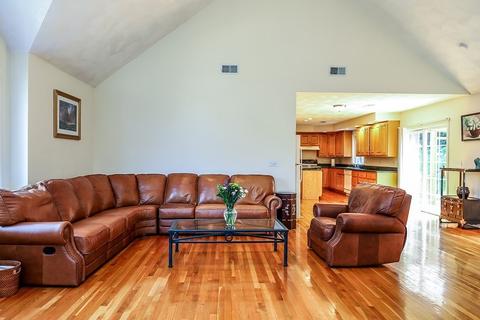 2 Odyssey Ln, Dedham, MA 02026 photo 16