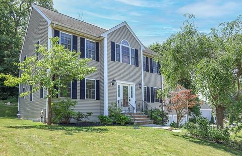 2 Odyssey Ln, Dedham, MA 02026 photo 1