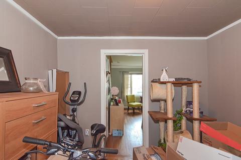 468 Montaup St, Fall River, MA 02724 photo 17