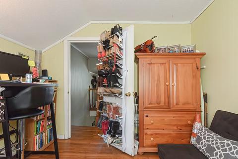 468 Montaup St, Fall River, MA 02724 photo 25