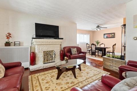 44 Prescott St, Everett, MA 02149 photo 4