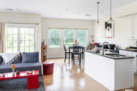 320 Stevens St #G1, Hyannis, MA 02601 photo 6