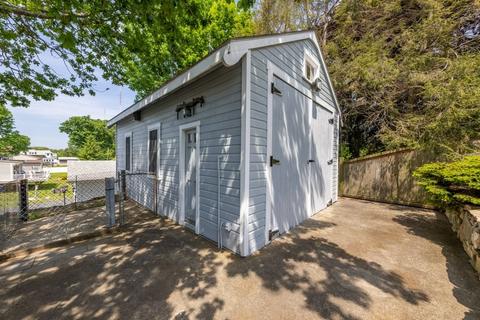 22 Taber St, Fairhaven, MA 02719 photo 8