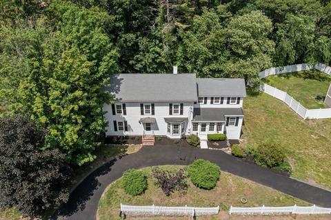 77 Forest St, Middleton, MA 01949 photo 3