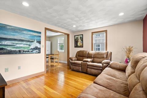 9 Hamilton Rd, Wakefield, MA 01880 photo 11