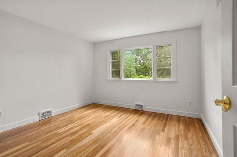 213 Centre St, Danvers, MA 01923 photo 9