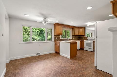 213 Centre St, Danvers, MA 01923 photo 29
