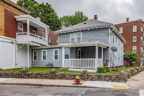 8 Maple St, Chicopee, MA 01020 photo 3