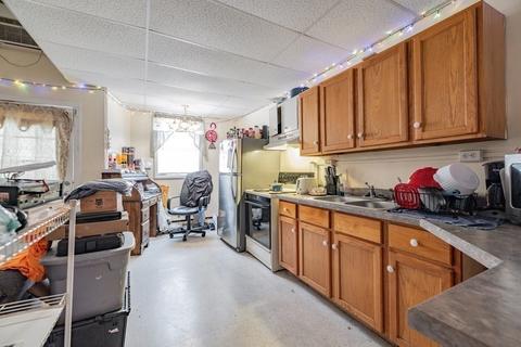 8 Maple St, Chicopee, MA 01020 photo 31