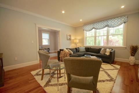 13 Warren St, Needham, MA 02492 photo 6