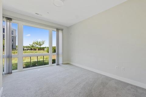 10 Shipyard Dr #206, Hingham, MA 02043 photo 25