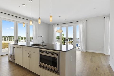10 Shipyard Dr #206, Hingham, MA 02043 photo 2