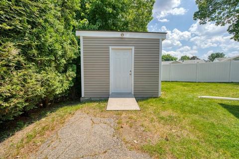 288 Cedar St, Dedham, MA 02026 photo 23