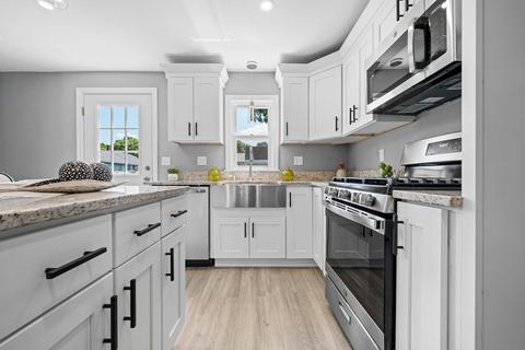 288 Cedar St, Dedham, MA 02026 photo 9