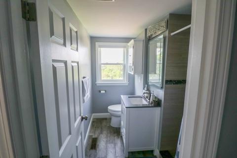 37 Mohawk St, Danvers, MA 01923 photo 13