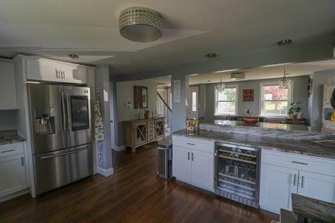 37 Mohawk St, Danvers, MA 01923 photo 7