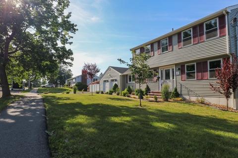 37 Mohawk St, Danvers, MA 01923 photo 2