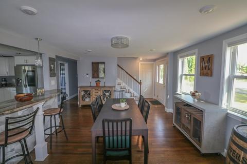 37 Mohawk St, Danvers, MA 01923 photo 12