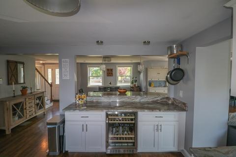 37 Mohawk St, Danvers, MA 01923 photo 8