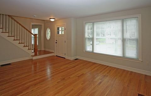23 Overbrook Dr, Wellesley, MA 02482 photo 4