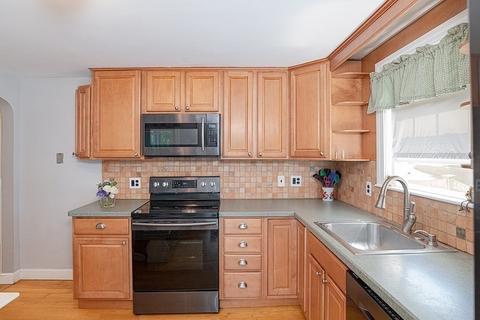 25 Fremont Ave, Everett, MA 02149 photo 7