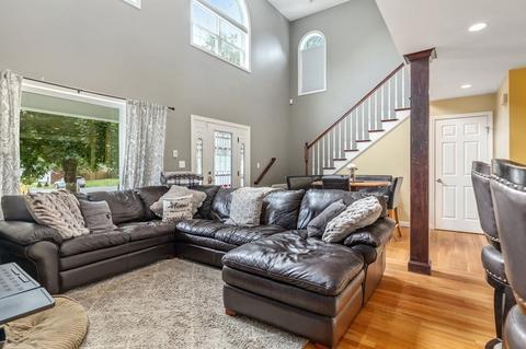 12 Peach Tree Ln, Danvers, MA 01923 photo 9