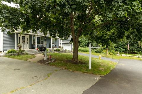 12 Peach Tree Ln, Danvers, MA 01923 photo 2