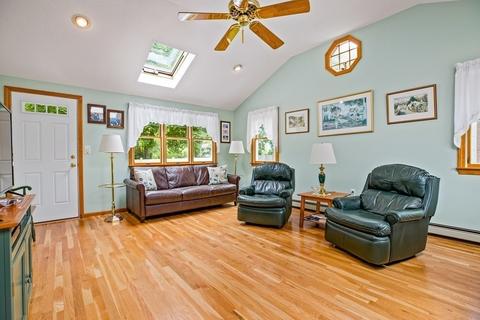 4 Marshall, Hingham, MA 02043 photo 2