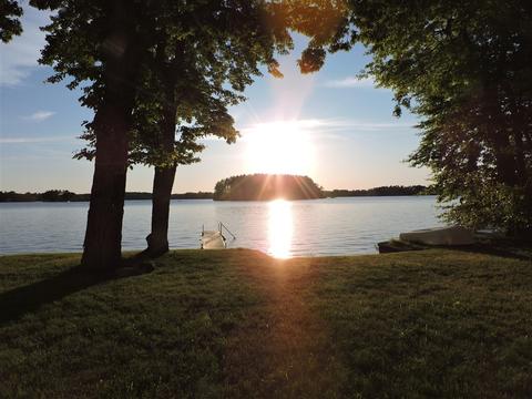 62 Bates Point Rd, Webster, MA 01570 photo 1