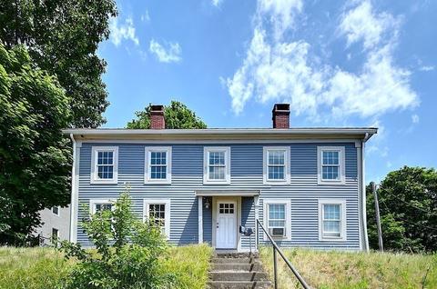 35 Cambridge St, Worcester, MA 01603 photo 2