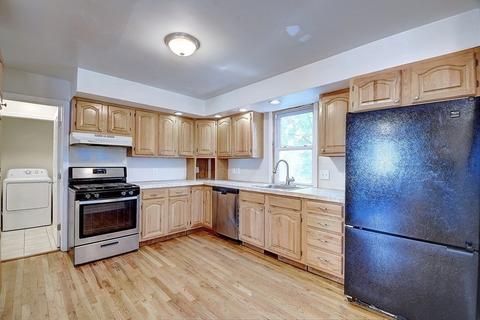 35 Cambridge St, Worcester, MA 01603 photo 5