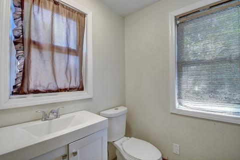 35 Cambridge St, Worcester, MA 01603 photo 9