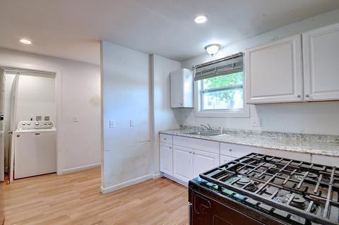 35 Cambridge St, Worcester, MA 01603 photo 13