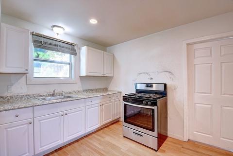 35 Cambridge St, Worcester, MA 01603 photo 14