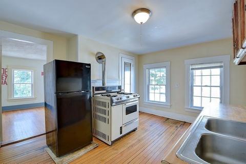 35 Cambridge St, Worcester, MA 01603 photo 24