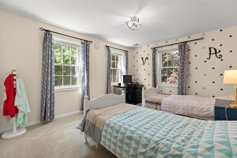 80 Willow St, Reading, MA 01867 photo 22