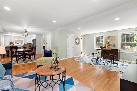 80 Willow St, Reading, MA 01867 photo 8