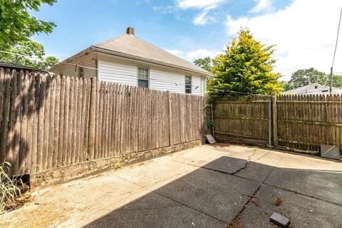131 Riverside Dr, Dedham, MA 02026 photo 25
