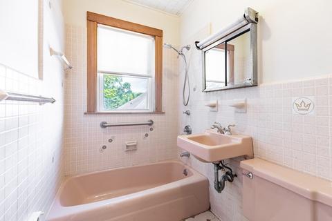 131 Riverside Dr, Dedham, MA 02026 photo 13