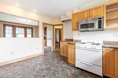 131 Riverside Dr, Dedham, MA 02026 photo 6