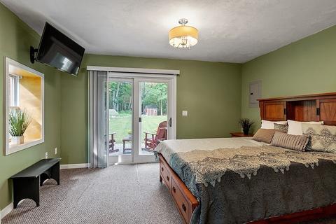 39 S Main St, Ashburnham, MA 01430 photo 18