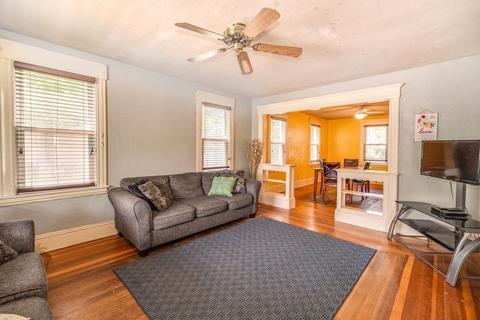 32 Bentley St, Springfield, MA 01108 photo 10