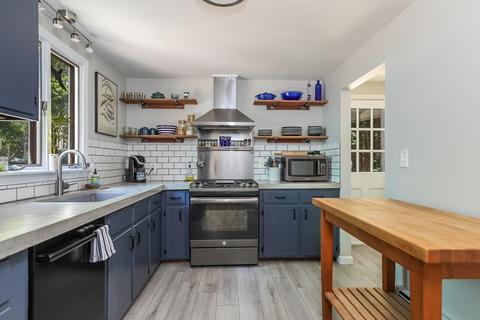 77 Thoreau Dr, Barnstable, MA 02632 photo 10
