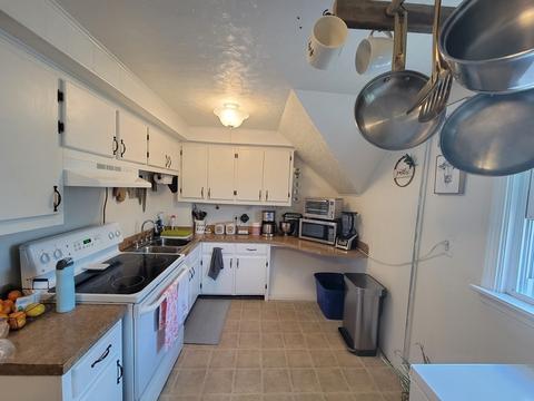 508 Palmer St, Fall River, MA 02721 photo 16