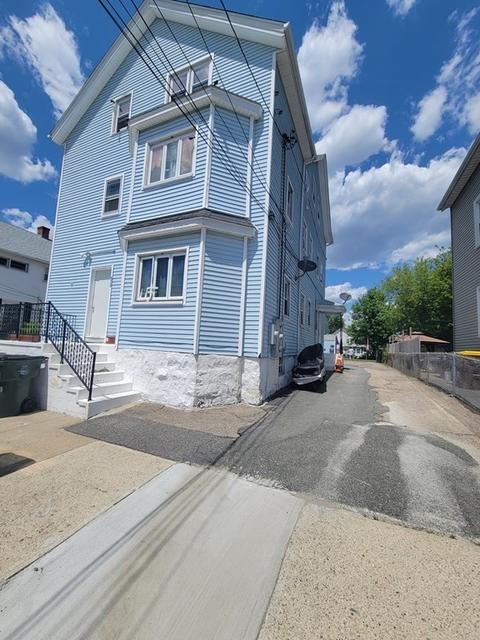 508 Palmer St, Fall River, MA 02721 photo 2