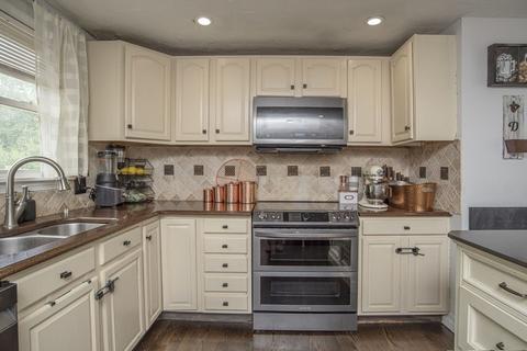 90 Nicholas Rd, Raynham, MA 02767 photo 22