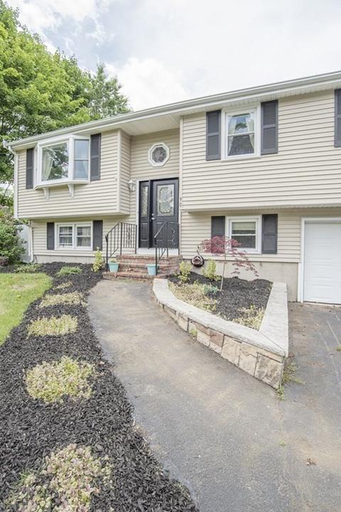 90 Nicholas Rd, Raynham, MA 02767 photo 4