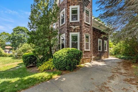 41 Cherry St, Gloucester, MA 01930 photo 4