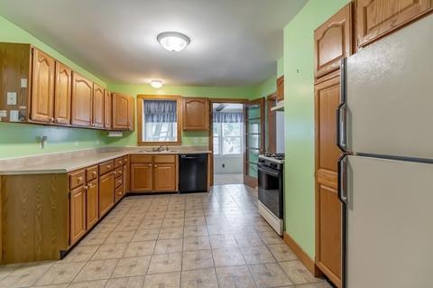 45 Wetherbee Ave, Lowell, MA 01852 photo 5