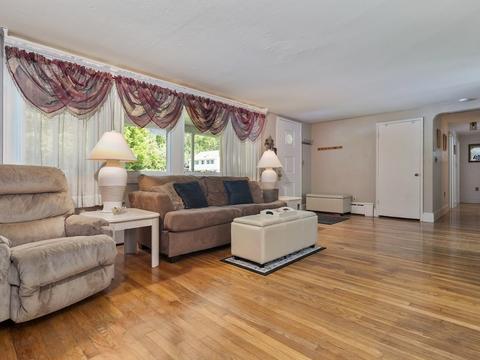 2 Wayne St, Raynham, MA 02767 photo 17